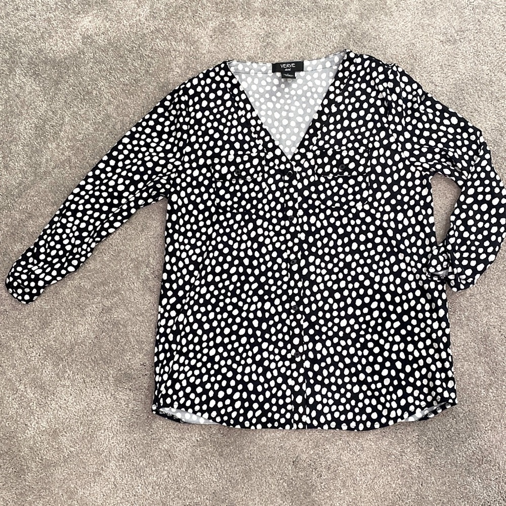 Black and white spotted 3/4 sleeved blouse - medium